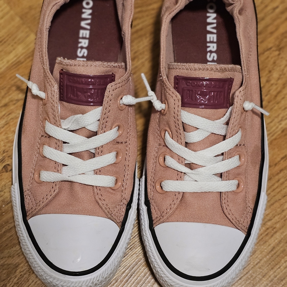 Converse Women's Sneakers in Pink and White - Picture 2 of 11